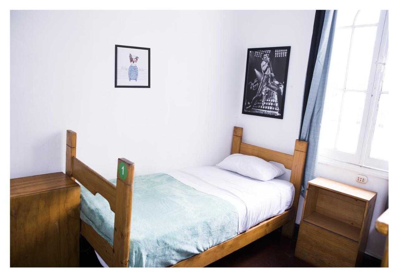 Red Llama Eco Hostel Лима Экстерьер фото